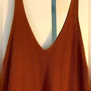 Knitted tanks top